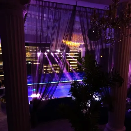Hotel 4play Club - Boutique Navodari