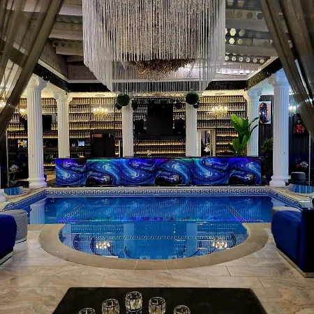 4play Club - Boutique Hotel Navodari